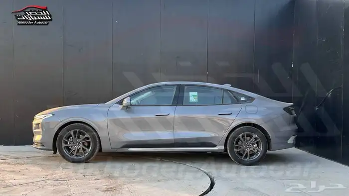 فورد تورس امبيانتي 2026 لدى شركة عبدالمجيد الخضر 2