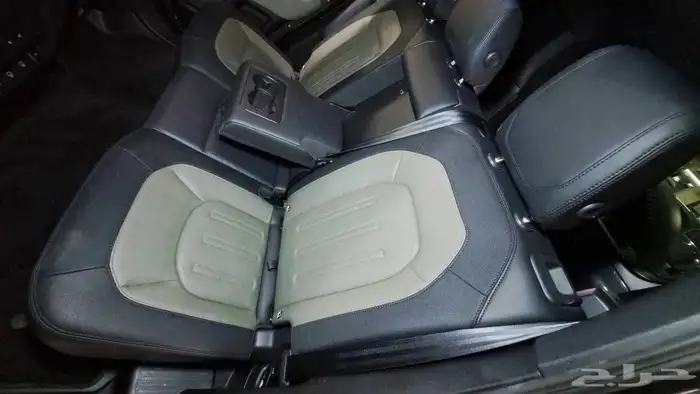 لاند روفر ديفندر 2022 Defender P300 X-Dynamic 29