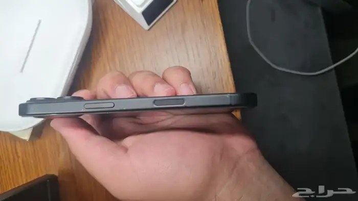 ايفون 16 عادي (128 قيقا) (اللون اسود) 8