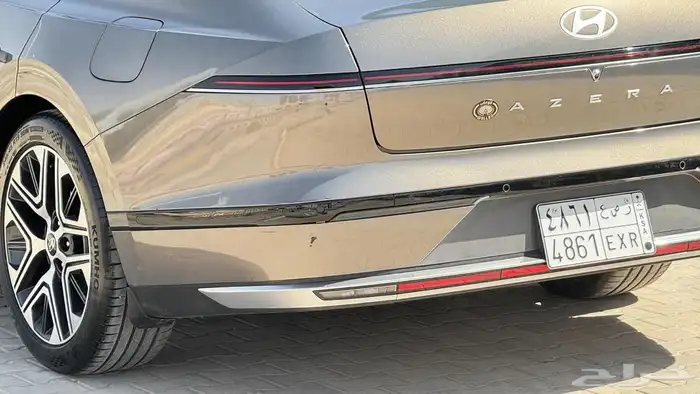 ازيرا 2024 للبيع 28