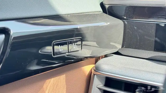 ازيرا 2024 للبيع 26