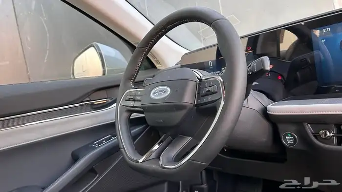 فورد تورس امبيانتي 2026 لدى شركة عبدالمجيد الخضر 7