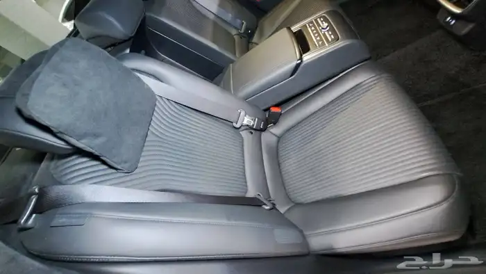 أزيرا كاليجرافي - 2023 - بنزين - 3.5cc وارد كوريا 36