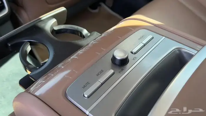 ازيرا 2024 للبيع 14