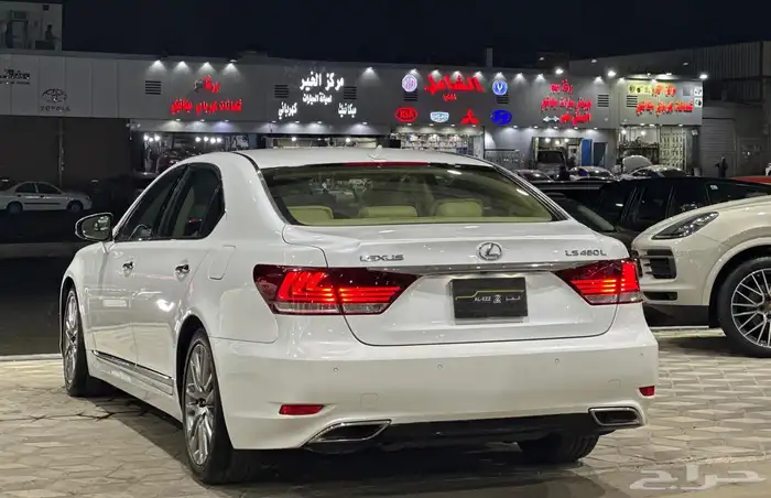 لكزس LS 460 L فل كامل موديل 2013 عداد 62 الف 4