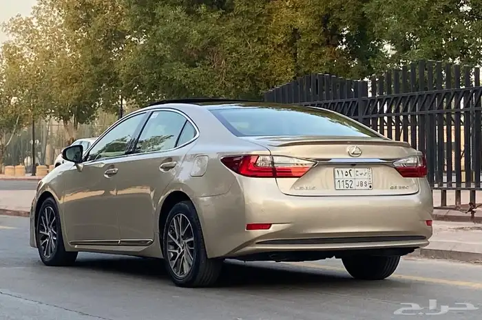 لكزاز 2018منوات المستخدام 7