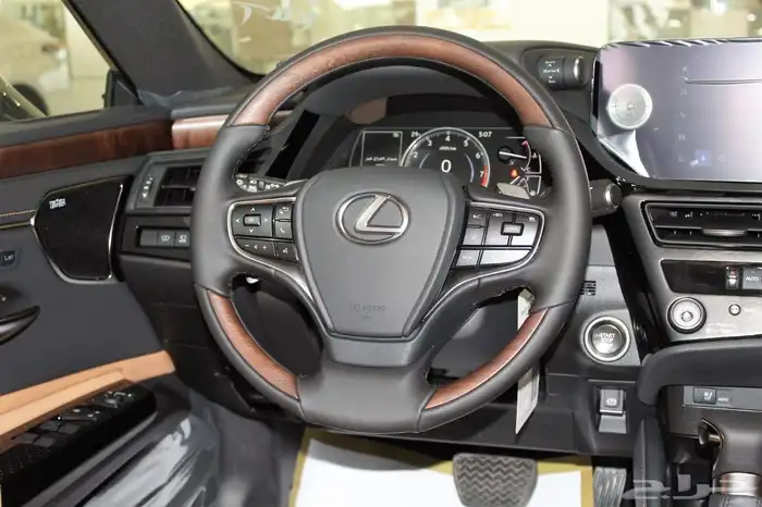 لكزس - ES350 DD - خليجي - 2025 - فل كامل 41