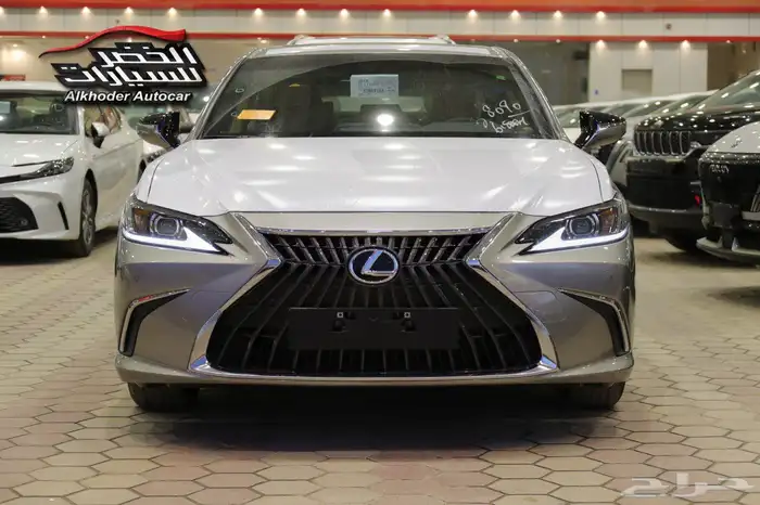 لكزس اي اس 250 بنزين 2025 15