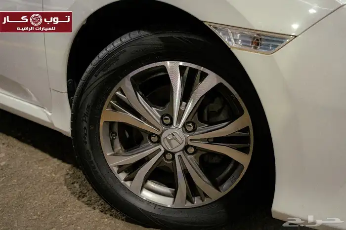 هوندا سيفيك 2018 مميزه ونظيفه 23