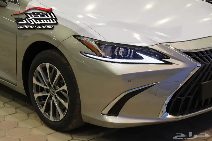 لكزس اي اس 250 بنزين 2025 1