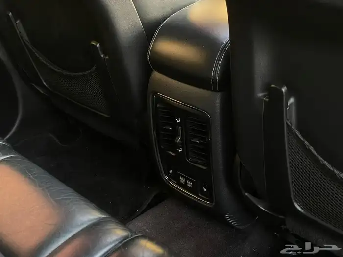 جراند شروكي ليمتد 2017 - 8 سلندر فل كامل 24