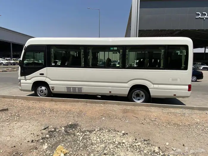 باص تويوتا كوستر ديزل 23 راكب 2025 3