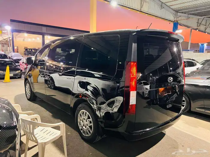 هيونداي ستاريا 2022 ديزل (وارد كوريا) 11مقعد 4