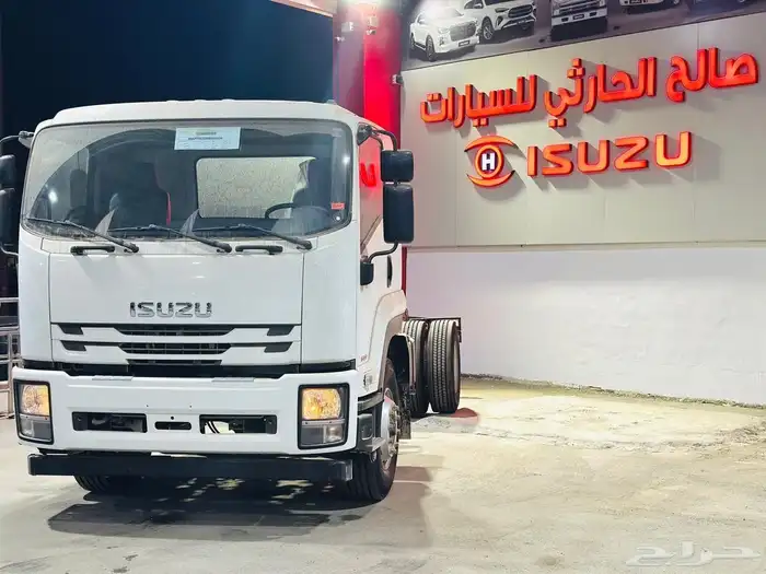 ايسوزو شاحنة 4طن قصير وطويل موديل 2025 ياباني الصنع 0
