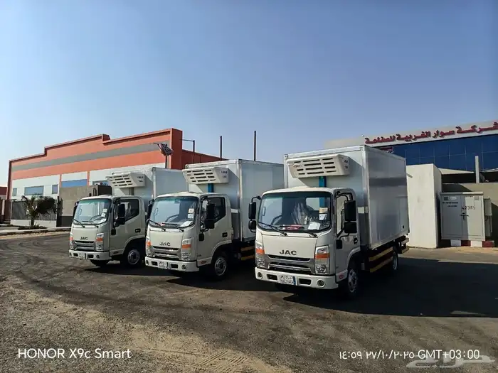 عزل سيارات الفان وانشاء صناديق عزل للوانيت والدينات 8