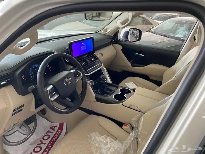 لاندكروزر جي اكس ار الساير اصلي L5 2025 17