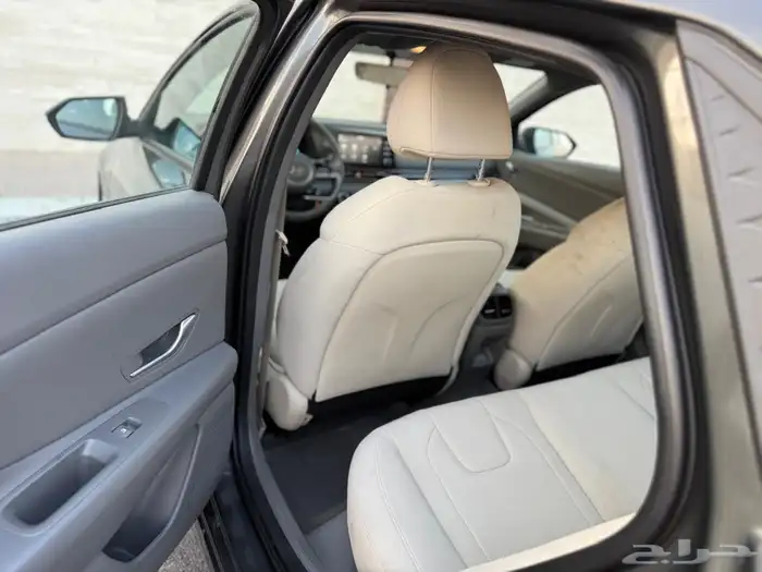 للبيع هيونداي النترا موديل 2024 مكينه 1600 . 28