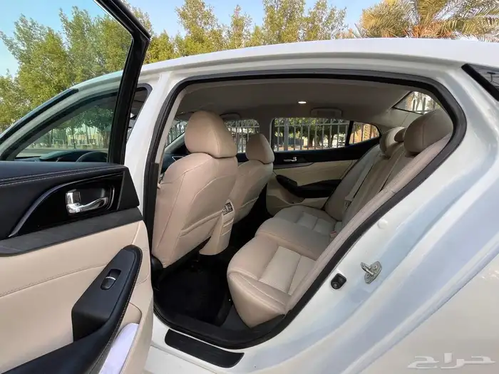 (نيسان مكسيما 2016 (( بحالة ممتازة ) 23