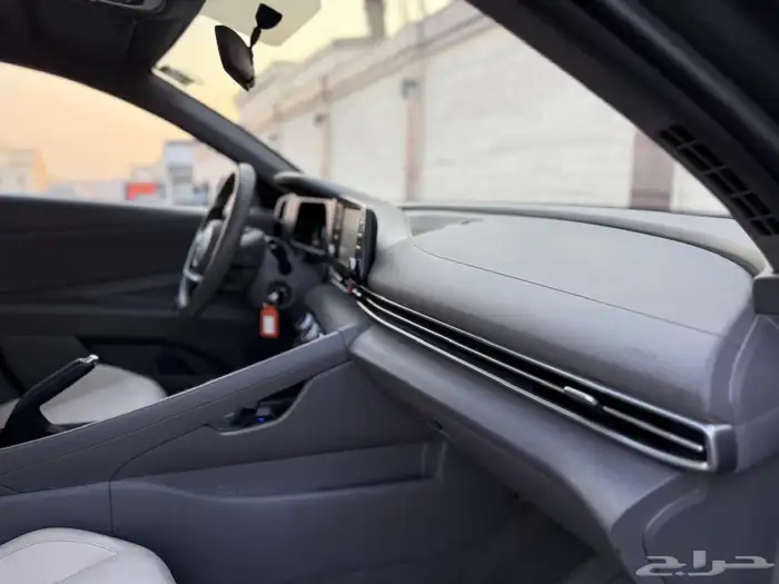 للبيع هيونداي النترا موديل 2024 مكينه 1600 . 16