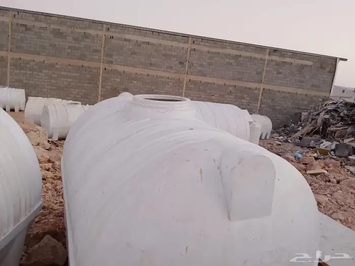 خزانات مستعمل ماء 1