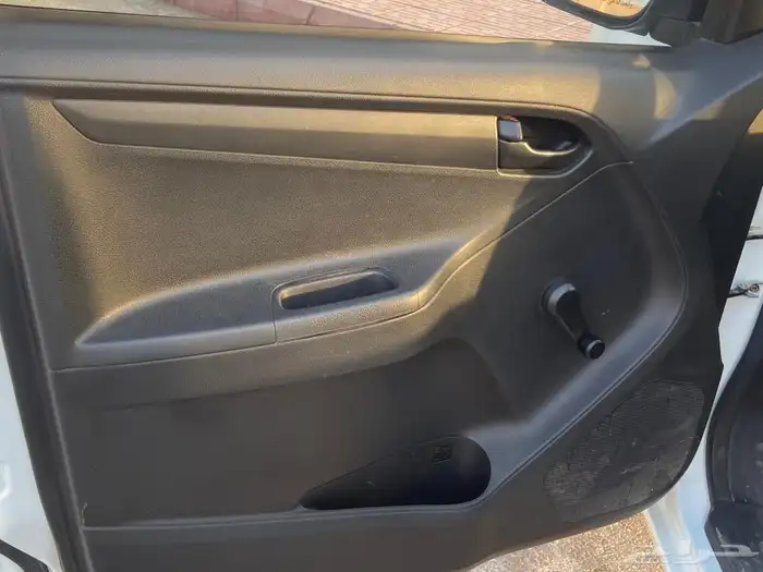 ايسوزو ديماكس غمارتين قير عايدي بدون دبل 2022 25