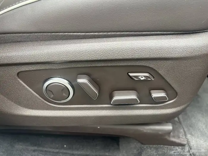 باليسيد كاليجرافي - 2023 - بنزين - بدون دبل - 8 ركاب- 24