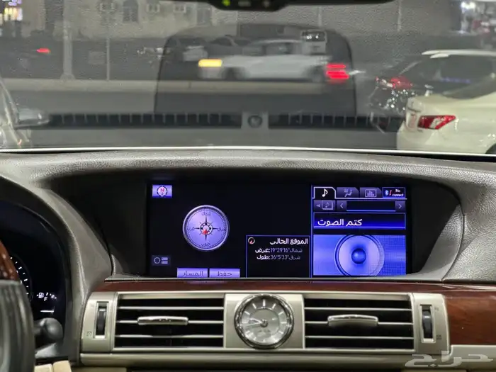 لكزس LS 460 L فل كامل موديل 2013 عداد 62 الف 16