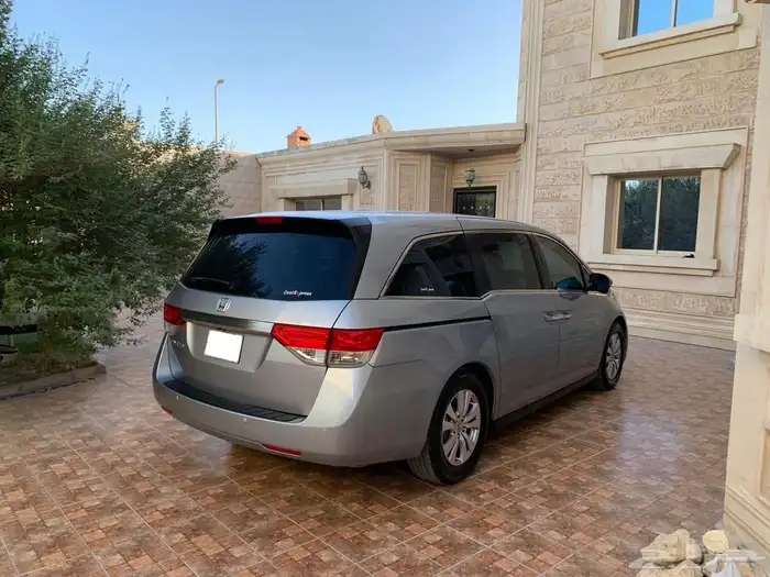 للبيع هوندا اوديسي 2016 (مخزن) 3