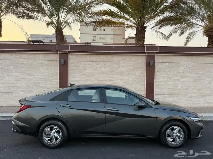 للبيع هيونداي النترا موديل 2024 مكينه 1600 . 9