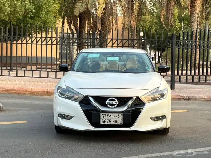 (نيسان مكسيما 2016 (( بحالة ممتازة ) 16