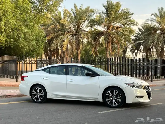 (نيسان مكسيما 2016 (( بحالة ممتازة ) 13