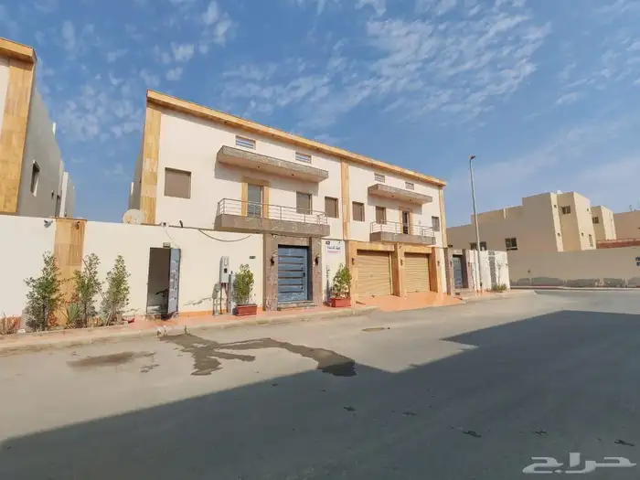 فيلا للايجار 3 ادوار جدة حي ابحر الشمالية مطلوب 90 الف سنوي 10