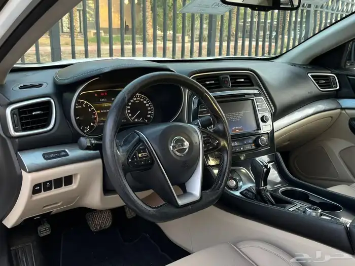 (نيسان مكسيما 2016 (( بحالة ممتازة ) 32