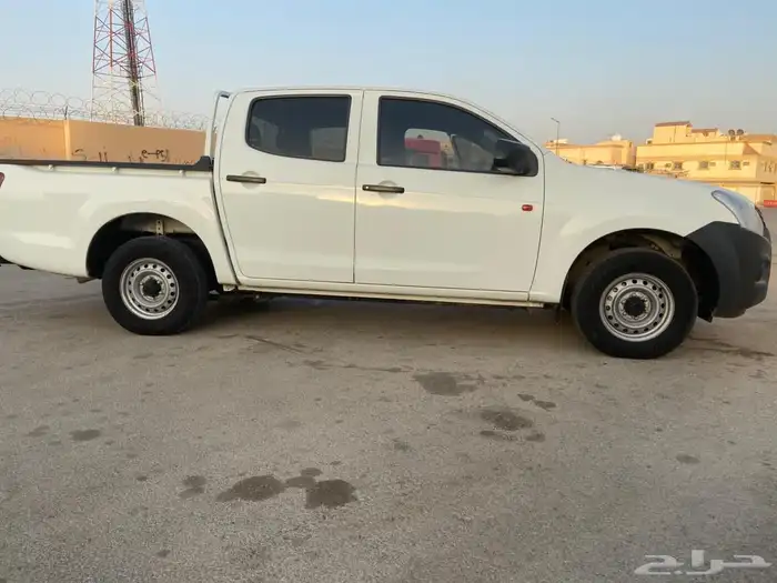 ايسوزو ديماكس غمارتين قير عايدي بدون دبل 2022 13