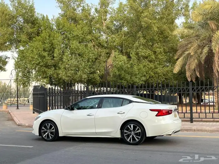 (نيسان مكسيما 2016 (( بحالة ممتازة ) 4