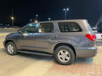 اسكويا موديل 2013 عداد 299 الف دبل ثلاجه بودي بلد index