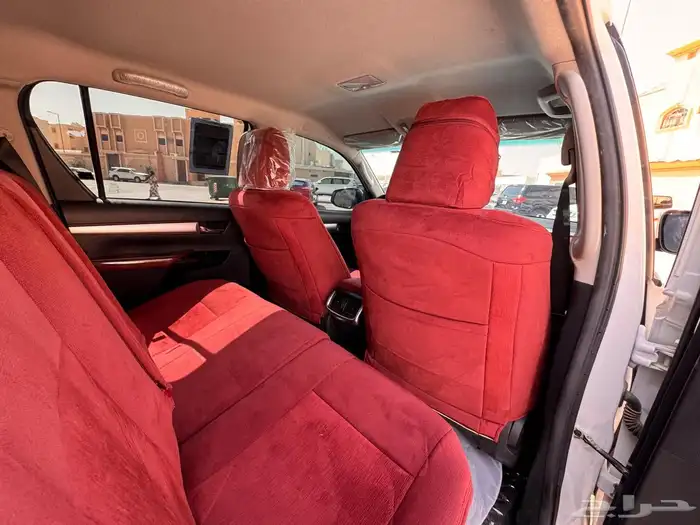 هايلكس 2022 بنزين دبل اوتماتيك بحالة الوكالة ممشى قليل 26