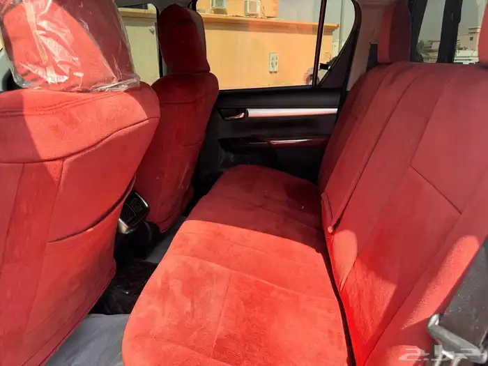 هايلكس 2022 بنزين دبل اوتماتيك بحالة الوكالة ممشى قليل 22