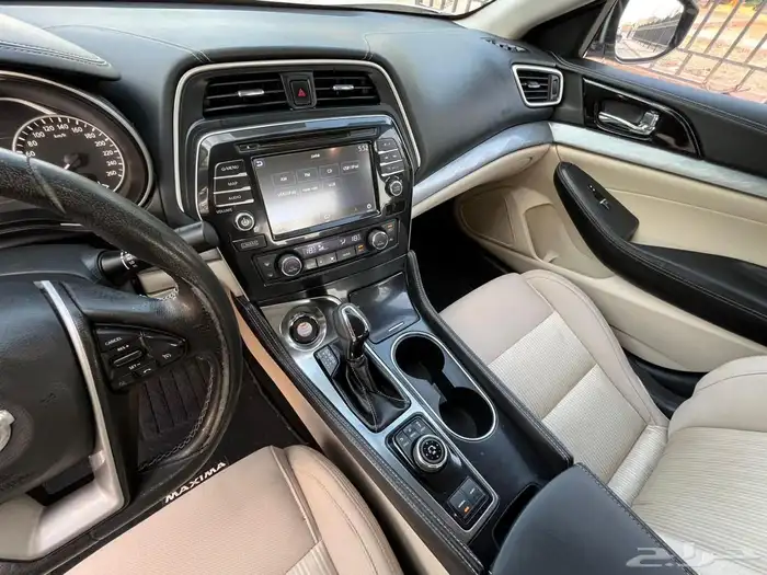 (نيسان مكسيما 2016 (( بحالة ممتازة ) 19