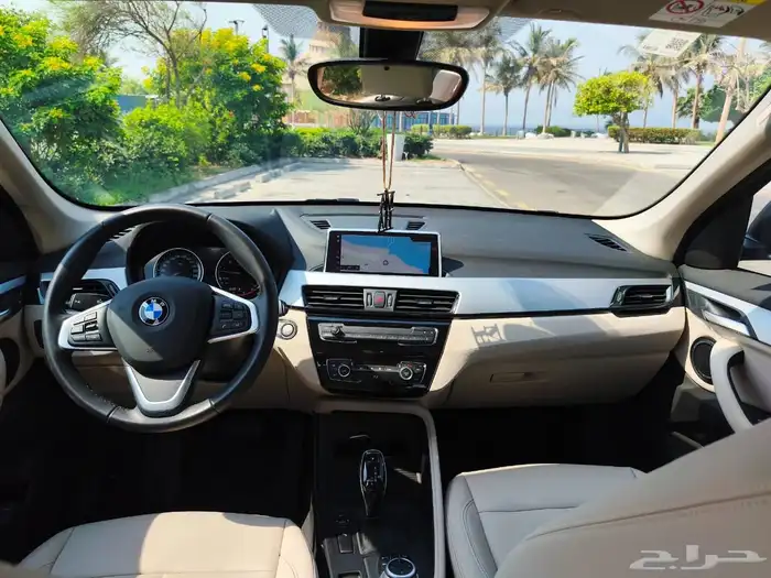 BMW 2021 X1(مخزن) 5