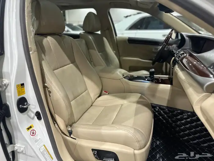 لكزس LS 460 L فل كامل موديل 2013 عداد 62 الف 9