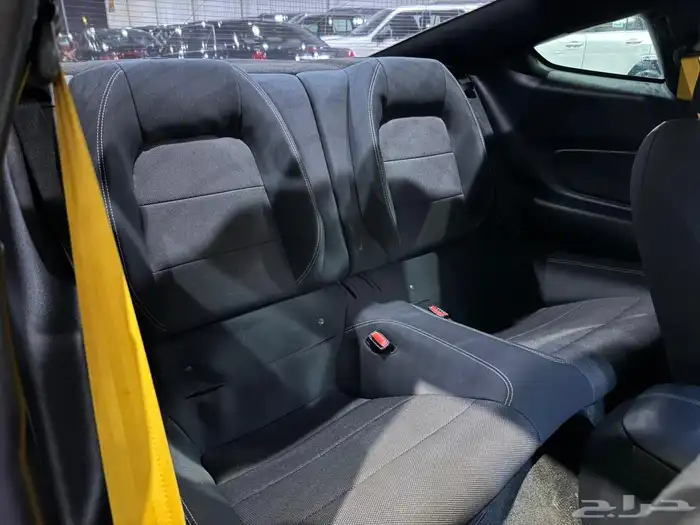 موستنج 2016 V6 جير عادي (بحالة ممتازة) 7