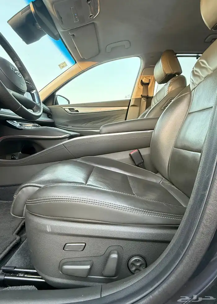 هونداي ازيرا 2020 ( كالجرافي ) فل كامل بدون بانوراما للبيع 19