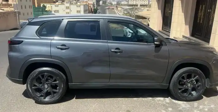 أوربان كروزر تويوتا 2024 للبيع 3