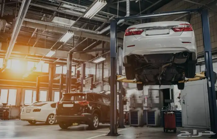 مركز خدمات سيارات كامل متكمل بموقع مميز 0