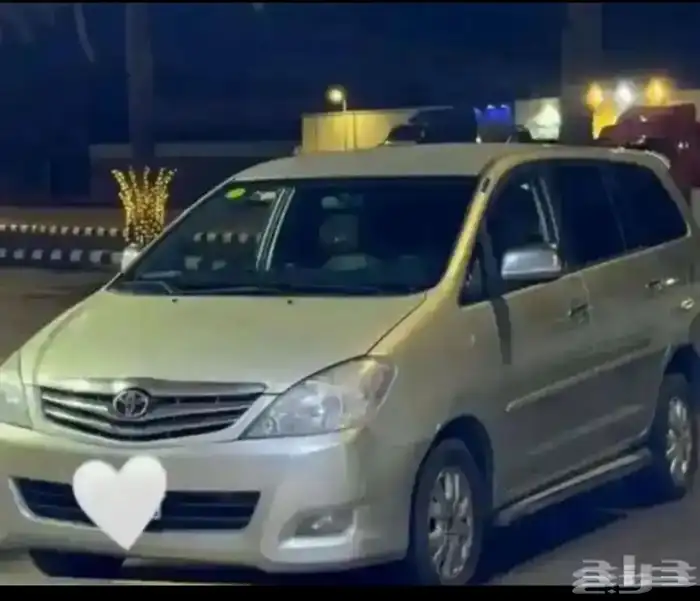 للبيع سياره انوفا موديل 2010 0