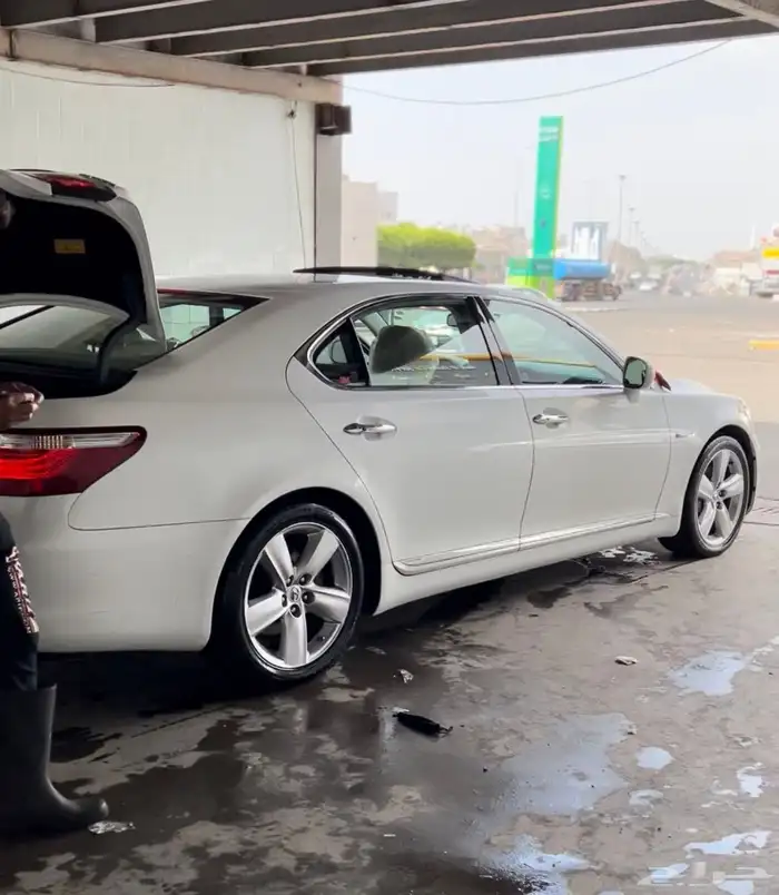 لكزس 2008 للبيع 5