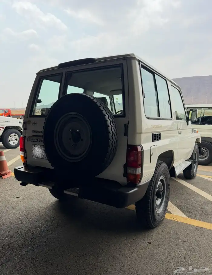 للبيع ربع 2006 سعودي 3