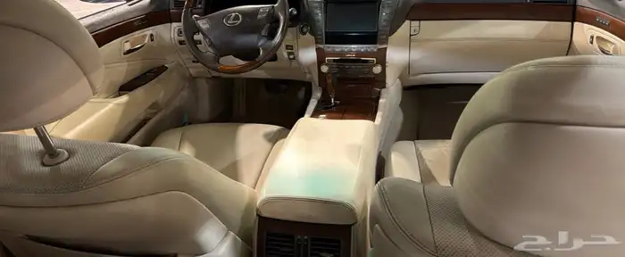 لكزس LS460 10