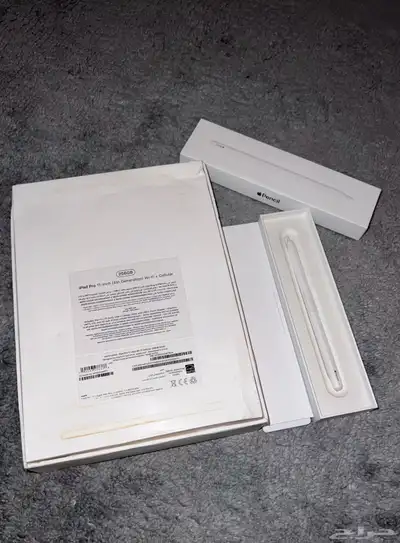 للبيع ايباد برو 11 انش الجيل الرابع وماك بوك أير M2 index